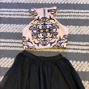 Beautiful dress by blondie nites